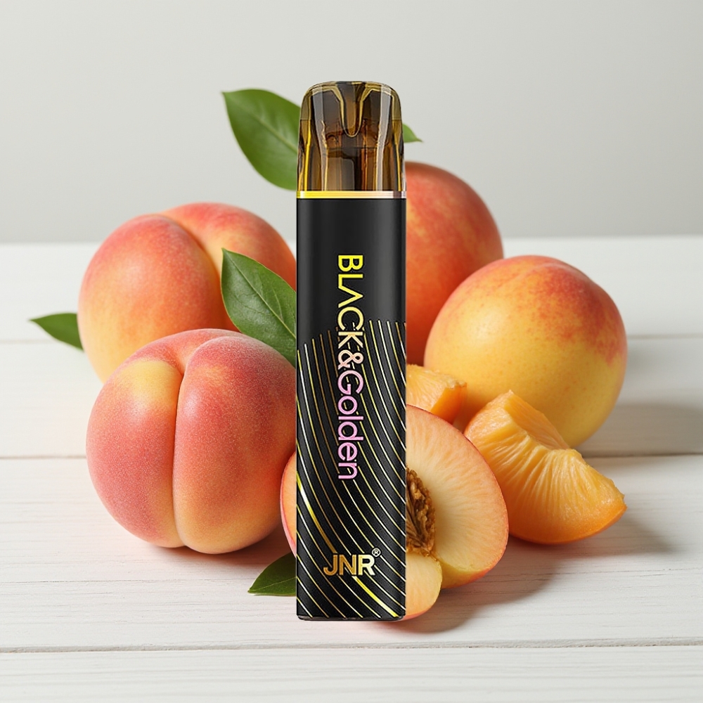 JNR Black&Golden 600+200 Pūkų Vienkartinis Veipas Persikas Mango, 800 Pūkų, 550mAh, 2ml